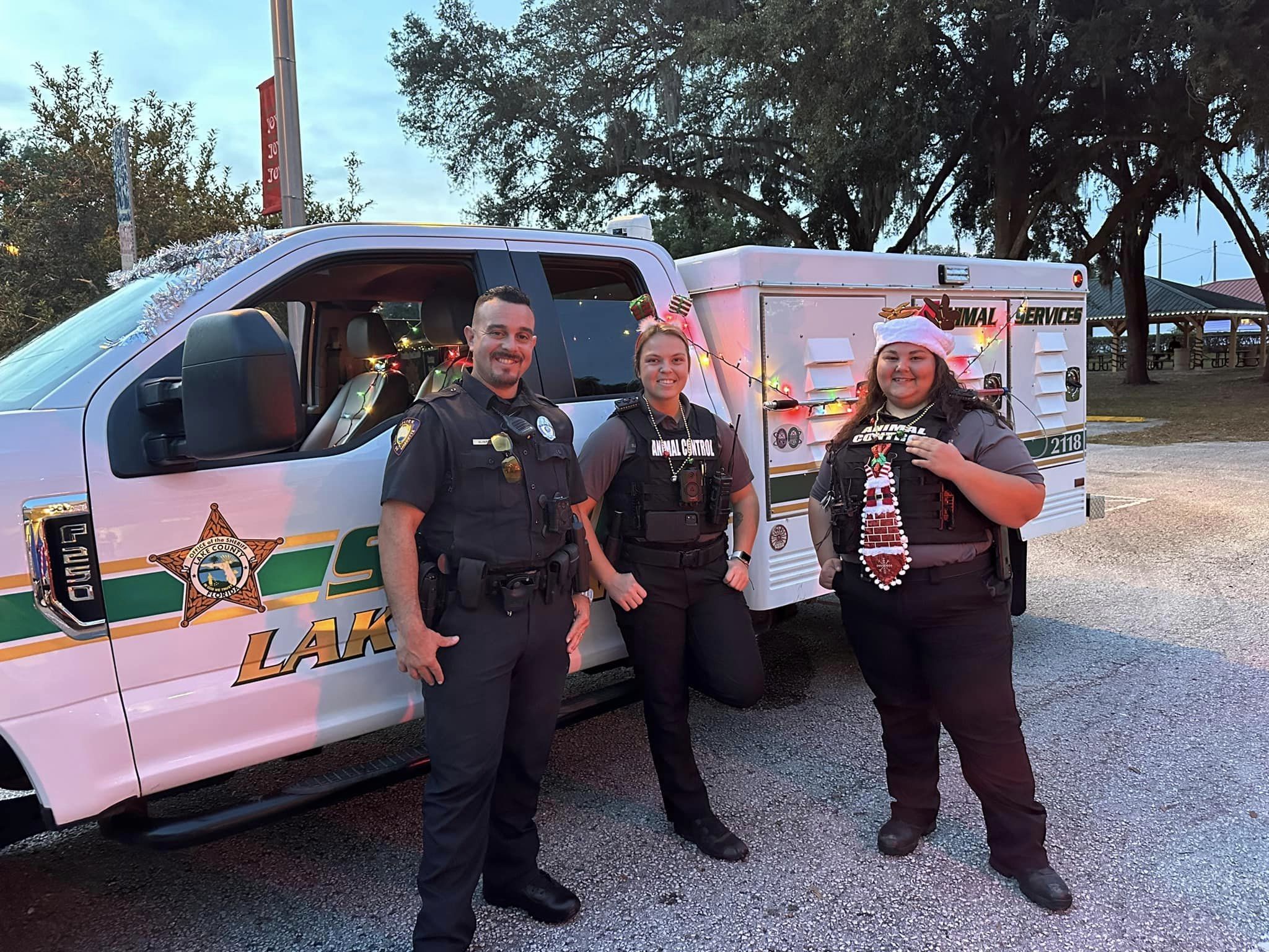 Mascotte Light Parade Animal Control2023